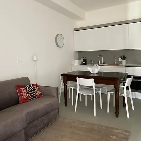 Number 99 Διαμέρισμα